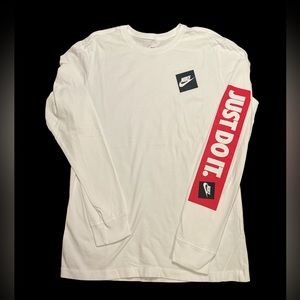 Nike Men’s long sleeve tee